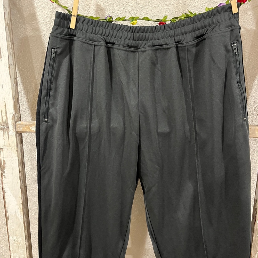 Sleek Army Green Women's Joggers